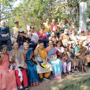 Villa-with-swimming-pool-near-me Villa-with-swimming-pool-near-me